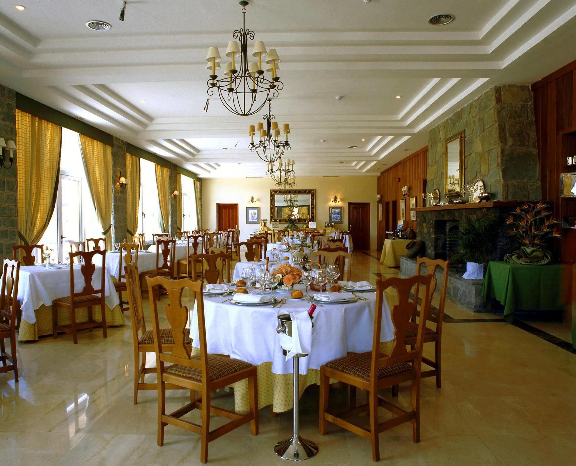 Parador De Las Canadas Del Teide La Orotava Bagian luar foto